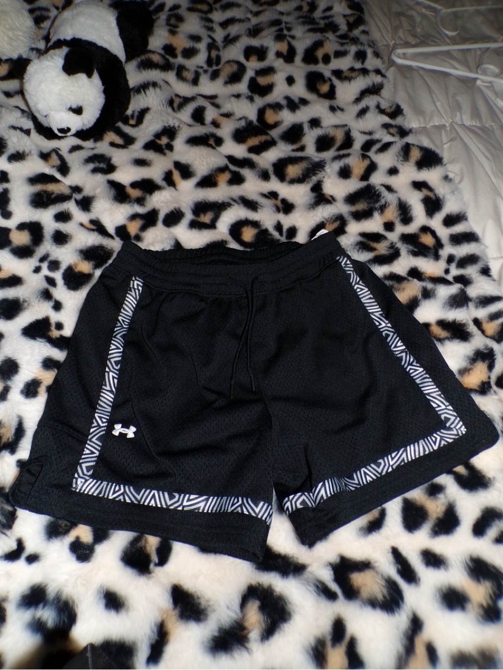 under armour women’s basketball shorts
